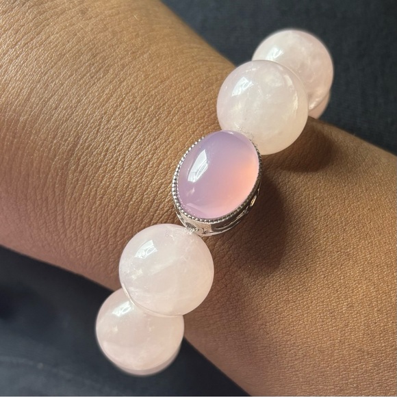 Rose Quartz & Pink Agate Crystal Bracelet 20mm - Picture 4 of 5